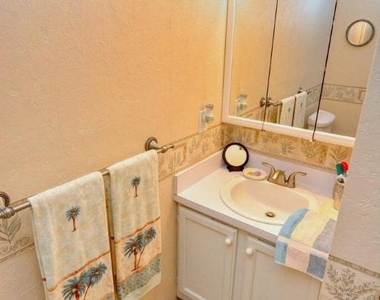 1225 Nw 21st Street - Photo Thumbnail 10