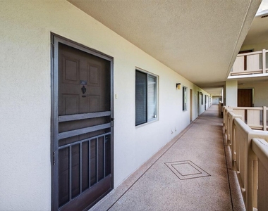 14375 Strathmore Lane - Photo Thumbnail 52