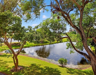 14375 Strathmore Lane - Photo Thumbnail 40