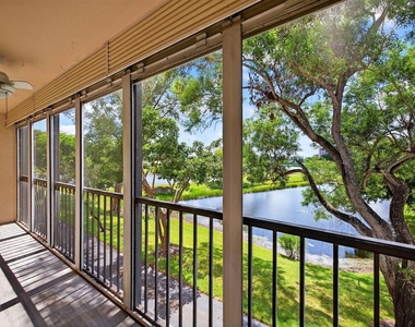 14375 Strathmore Lane - Photo Thumbnail 36