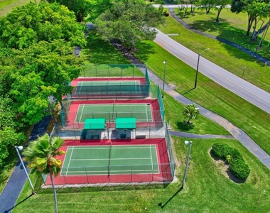 14375 Strathmore Lane - Photo Thumbnail 76