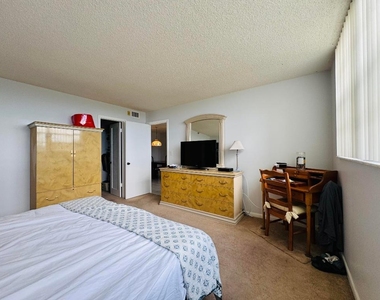 2430 Deer Creek Country Club Boulevard - Photo Thumbnail 5