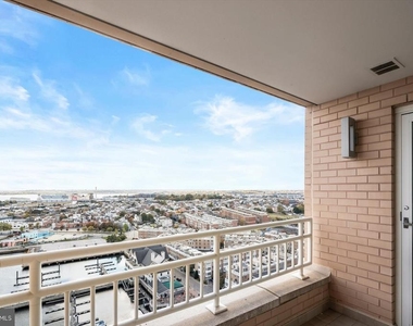 100 Harborview Drive - Photo Thumbnail 45