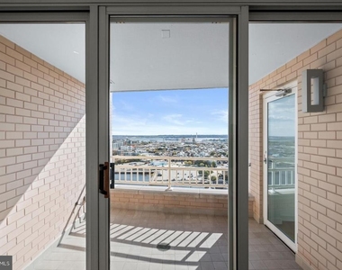 100 Harborview Drive - Photo Thumbnail 74
