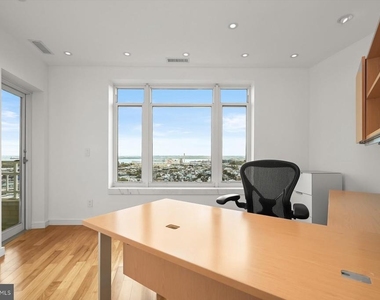 100 Harborview Drive - Photo Thumbnail 39