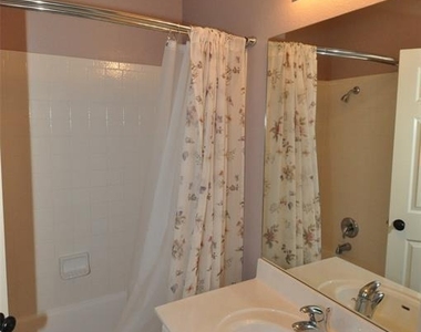 1900 Scofield Ridge Pkwy - Photo Thumbnail 19