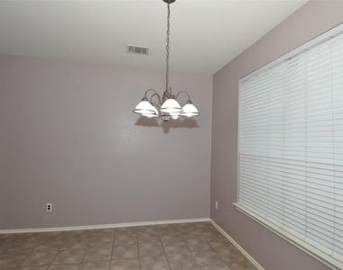 1900 Scofield Ridge Pkwy - Photo Thumbnail 7