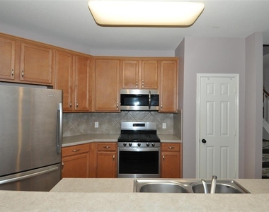 1900 Scofield Ridge Pkwy - Photo Thumbnail 2