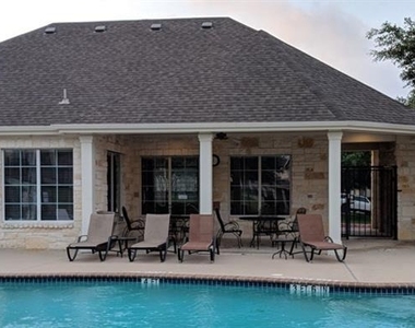 1900 Scofield Ridge Pkwy - Photo Thumbnail 29