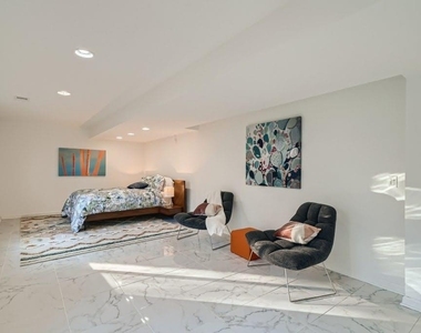 4438 Glengary Drive Ne - Photo Thumbnail 19
