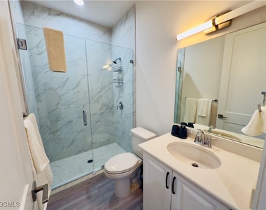 5865 Shell Cove Drive - Photo Thumbnail 14