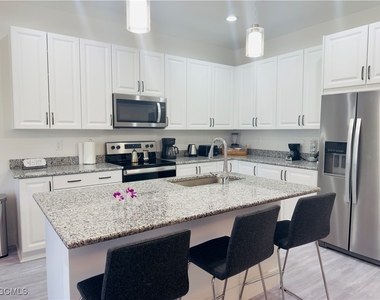 5865 Shell Cove Drive - Photo Thumbnail 6