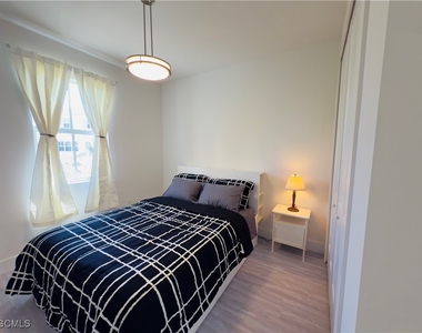 5865 Shell Cove Drive - Photo Thumbnail 13