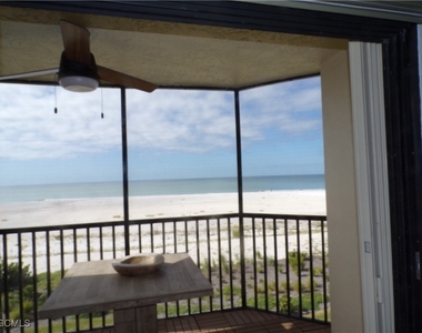 7500 Estero Boulevard - Photo Thumbnail 4