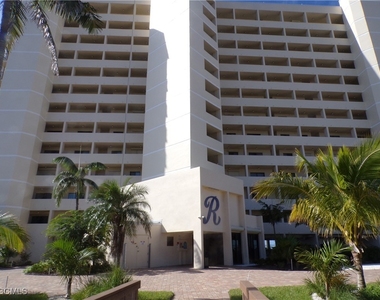 7500 Estero Boulevard - Photo Thumbnail 2
