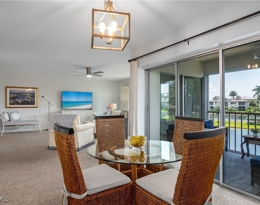 105 Georgetown Boulevard - Photo Thumbnail 7
