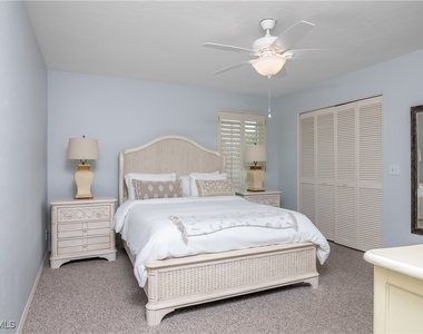 105 Georgetown Boulevard - Photo Thumbnail 12