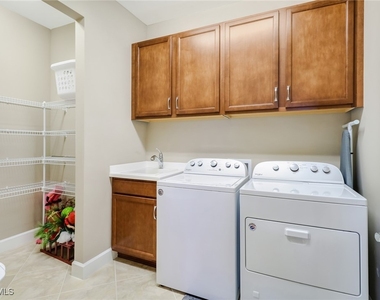 7567 Winding Cypress Drive - Photo Thumbnail 17