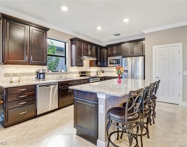7567 Winding Cypress Drive - Photo Thumbnail 7