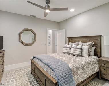 28070 Winthrop Circle - Photo Thumbnail 17