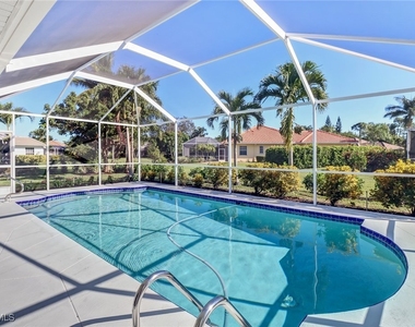28070 Winthrop Circle - Photo Thumbnail 22