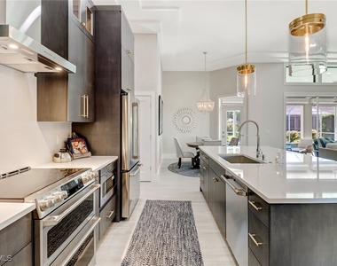 28070 Winthrop Circle - Photo Thumbnail 8