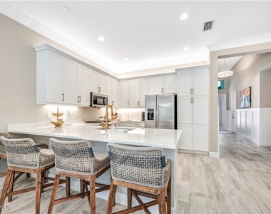 11453 Jacaranda Drive - Photo Thumbnail 7