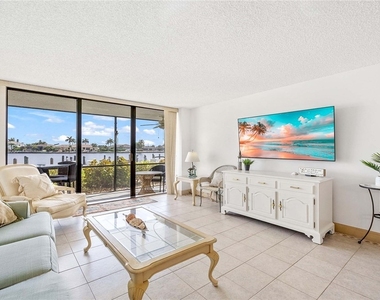 601 Seaview Court - Photo Thumbnail 1