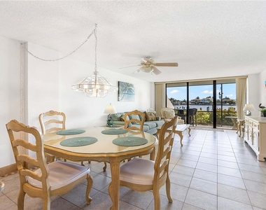 601 Seaview Court - Photo Thumbnail 5