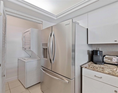 601 Seaview Court - Photo Thumbnail 9