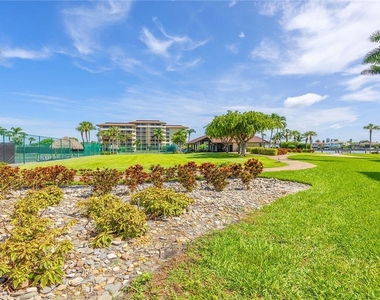 601 Seaview Court - Photo Thumbnail 37