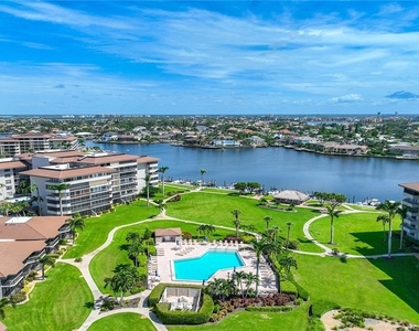 601 Seaview Court - Photo Thumbnail 24