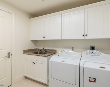 300 3rd Avenue S - Photo Thumbnail 19