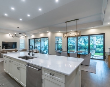 16394 Corsica Way - Photo Thumbnail 4