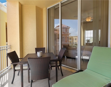 410 Bayfront Place - Photo Thumbnail 13
