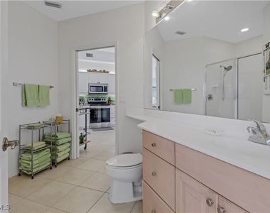 410 Bayfront Place - Photo Thumbnail 11