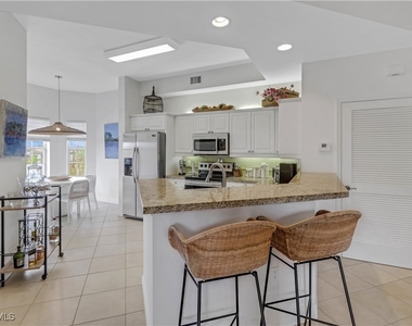 410 Bayfront Place - Photo Thumbnail 5