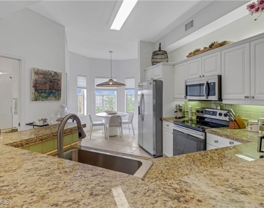 410 Bayfront Place - Photo Thumbnail 4