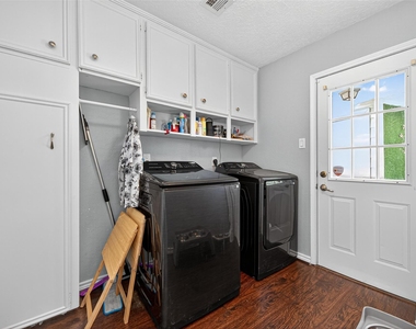 3602 Blue Cypress Drive - Photo Thumbnail 19