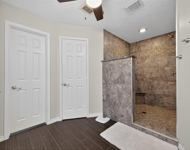 3602 Blue Cypress Drive - Photo Thumbnail 38