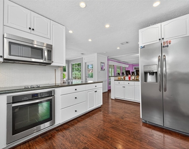 3602 Blue Cypress Drive - Photo Thumbnail 13