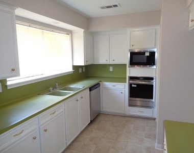 12607 Big Stone Drive - Photo Thumbnail 9