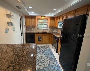 147 Bluff View Drive - Photo Thumbnail 3