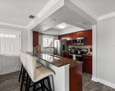 185 Brightwater Drive - Photo Thumbnail 7