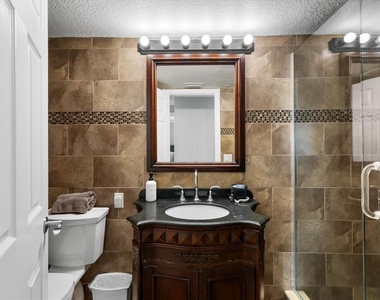 185 Brightwater Drive - Photo Thumbnail 9