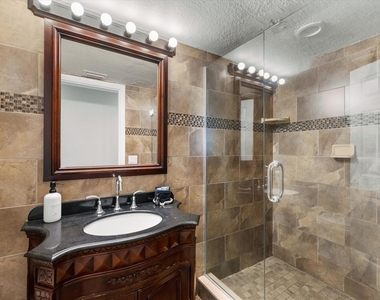 185 Brightwater Drive - Photo Thumbnail 10