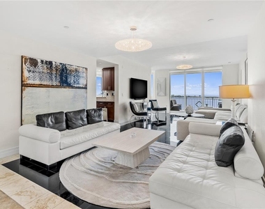 331 Cleveland Street - Photo Thumbnail 4