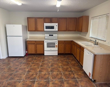 1537 Morning Star Drive - Photo Thumbnail 15