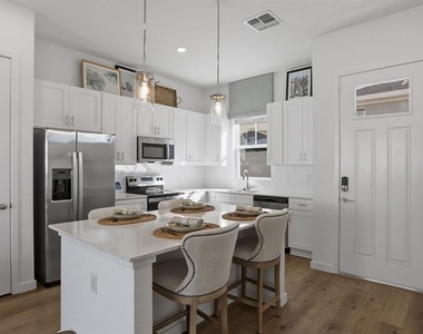 2507 Koji Street - Photo Thumbnail 5