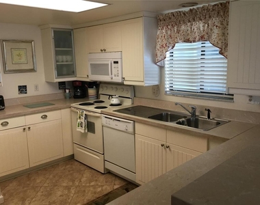 1571 S Atlantic Avenue - Photo Thumbnail 2